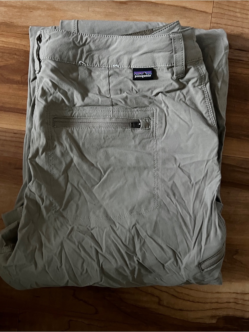 Patagonia Women’s Light Khaki Cargo Pants
